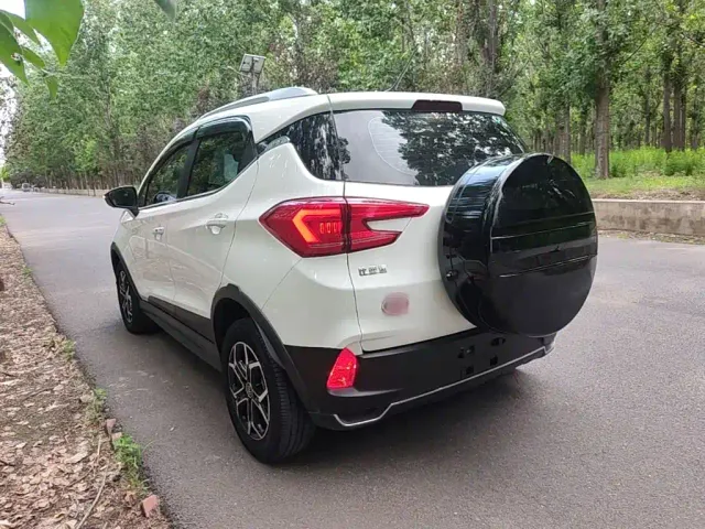 BYD Yuan Pro — Фото автомобиля 4