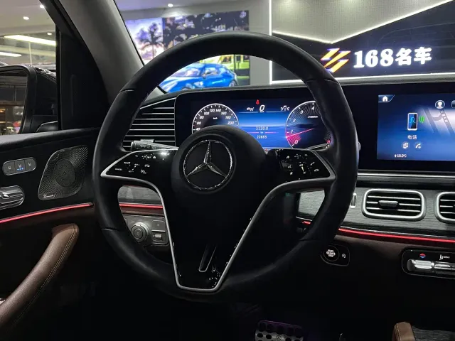 Mercedes-Benz GLE-Class — Фото автомобиля 17
