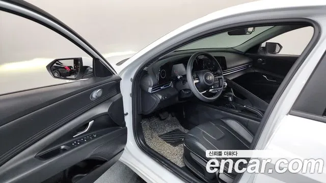 Hyundai Avante CN7 — Фото автомобиля 15