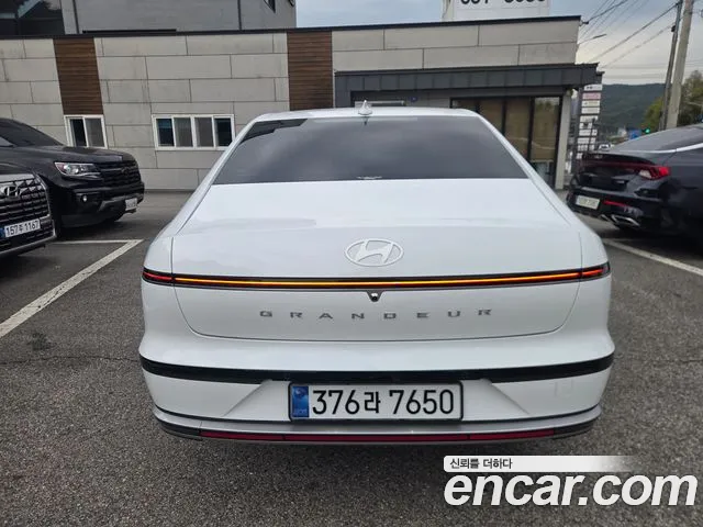 Hyundai Grandeur GN7 — Фото автомобиля 4