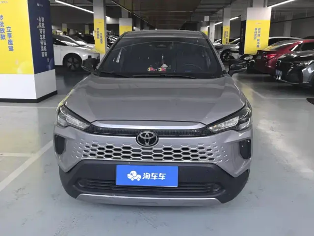 Toyota Corolla Cross — Фото автомобиля 2