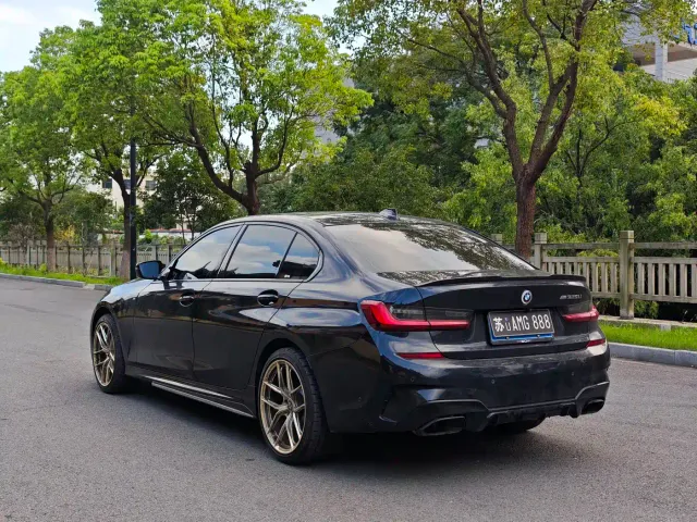 BMW 3 Series — Фото автомобиля 15