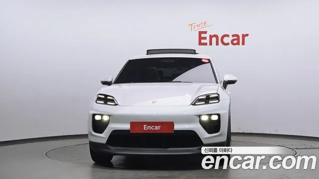 Porsche Macan — Фото автомобиля 3