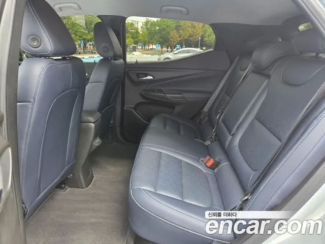 Chevrolet Bolt EUV — Фото автомобиля 11