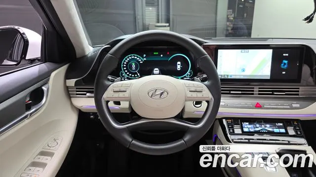 Hyundai Grandeur Grandeur (New) Hybrid — Фото автомобиля 18