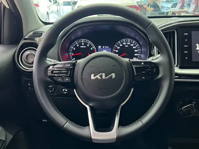 Kia KX1 — Фото автомобиля 9