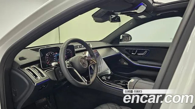 Mercedes-Benz S-Class — Фото автомобиля 14