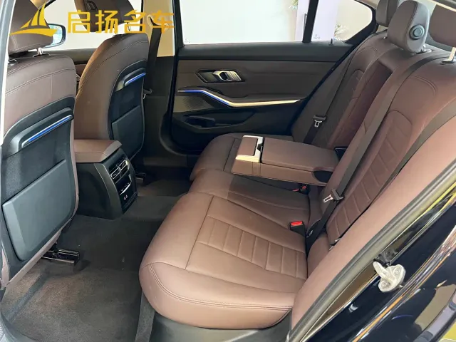 BMW 3 Series — Фото автомобиля 7