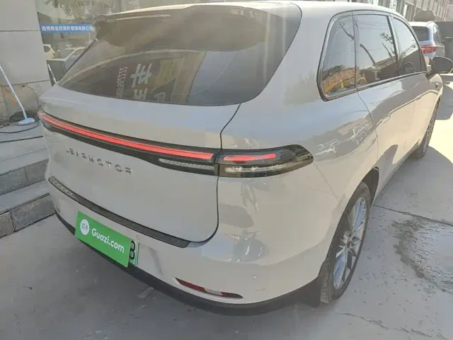 Leapmotor C10 — Фото автомобиля 7