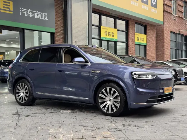 Aito M7 — Фото автомобиля 2
