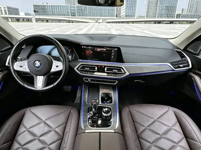 BMW X5 — Фото автомобиля 6