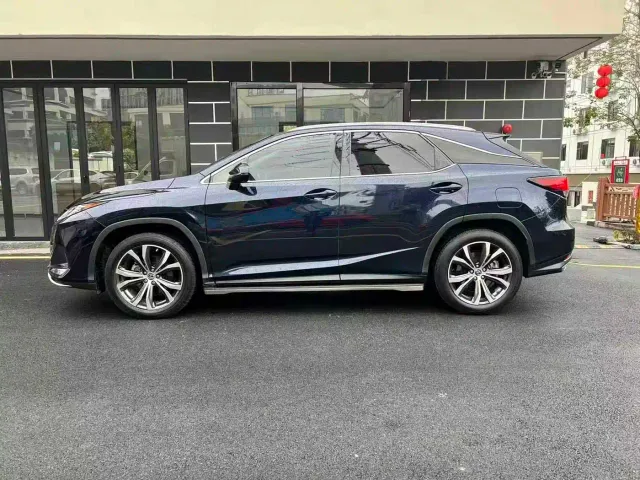 Lexus RX — Фото автомобиля 7
