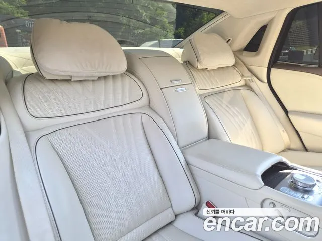Genesis G90 Бензин 3.5 Turbo e-S/C AWD — Фото автомобиля 13