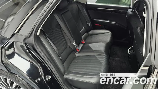 Hyundai Grandeur Grandeur (GN7) 3.5 Бензин 2WD — Фото автомобиля 17