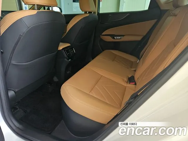 Lexus NX Generation 2 — Фото автомобиля 15