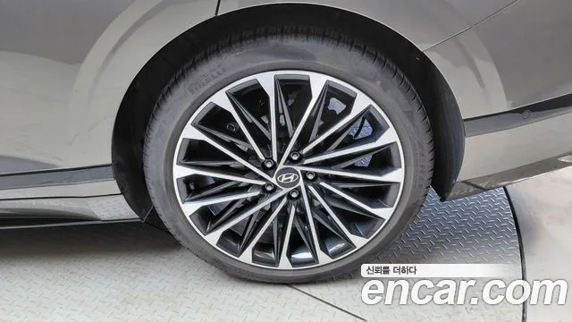 Hyundai Grandeur GN7 — Фото автомобиля 6