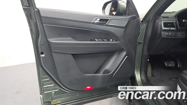 KG_Mobility_Ssangyong Rexton Новый Rexton Sport Дизель 2.2 2WD — Фото автомобиля 21