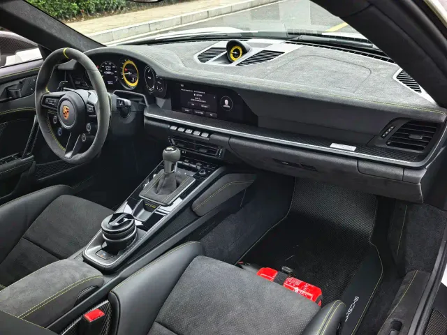 Porsche 911 — Фото автомобиля 14