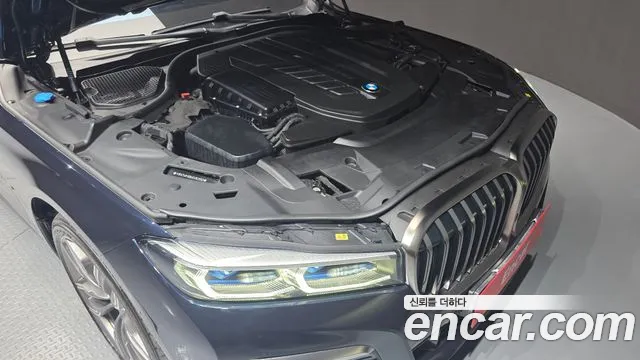 BMW 7 Series — Фото автомобиля 9