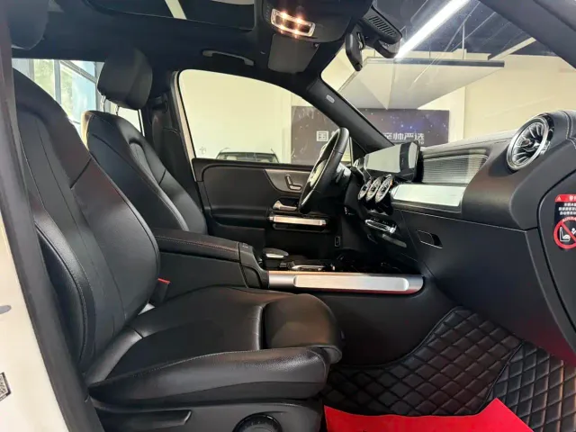 Mercedes-Benz GLB-Class — Фото автомобиля 18