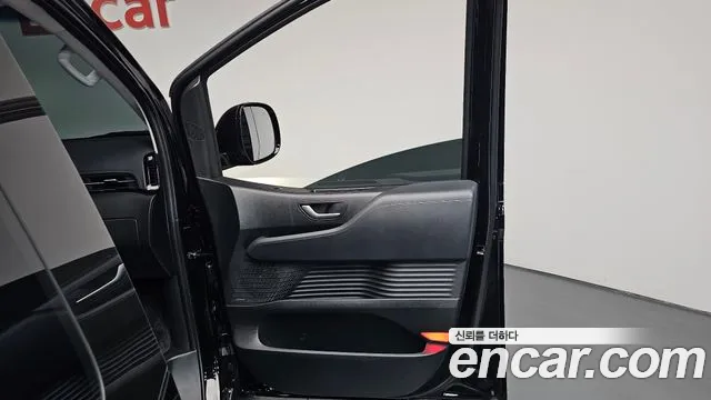 Hyundai Staria — Фото автомобиля 13