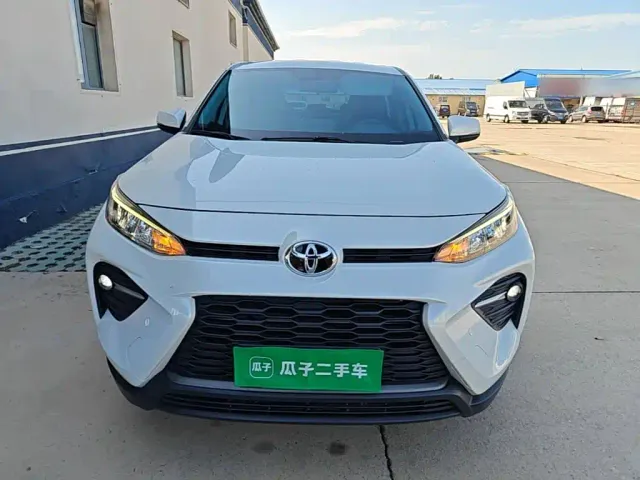 Toyota Wildlander — Фото автомобиля 2