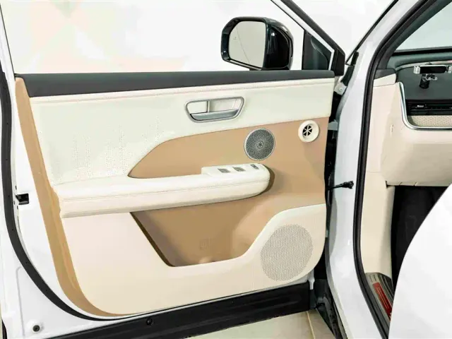 Toyota BoZhi 3X — Фото автомобиля 17