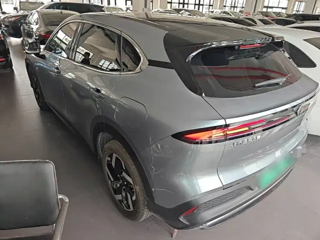 Baojun Yunhai — Фото автомобиля 4