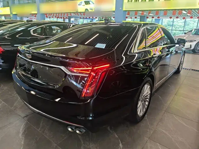 Cadillac CT6 — Фото автомобиля 6
