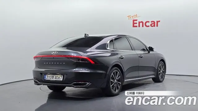 Hyundai Grandeur Новый Grandeur IG — Фото автомобиля 2