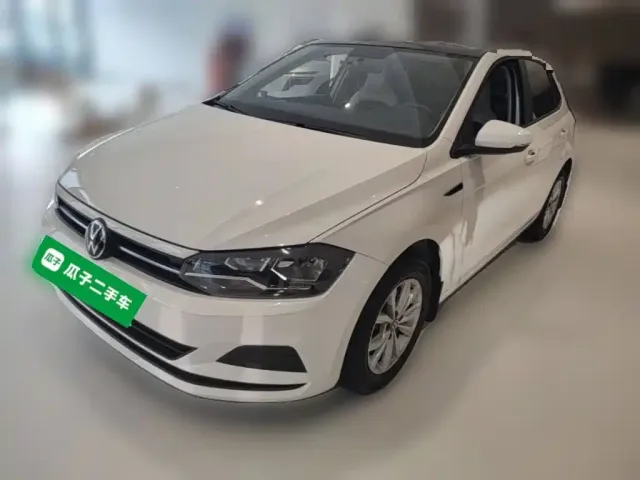Фотография автомобиля — Volkswagen Polo