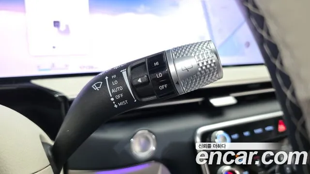 Genesis GV80 — Фото автомобиля 27