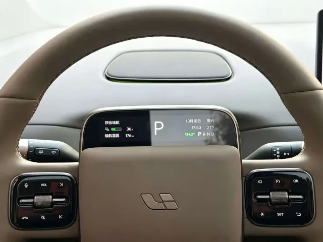 Li Auto i6 — Фото автомобиля 4