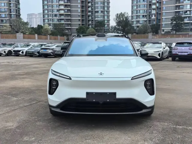 Nio ES6 — Фото автомобиля 2