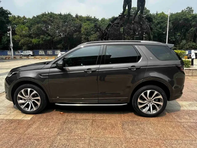 Land Rover Discovery Sport — Фото автомобиля 6