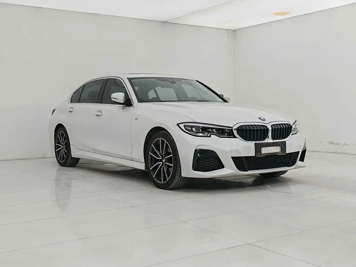 BMW BMW 3 Series 2022 Facelift 325Li M Sport Package — Фото автомобиля 2