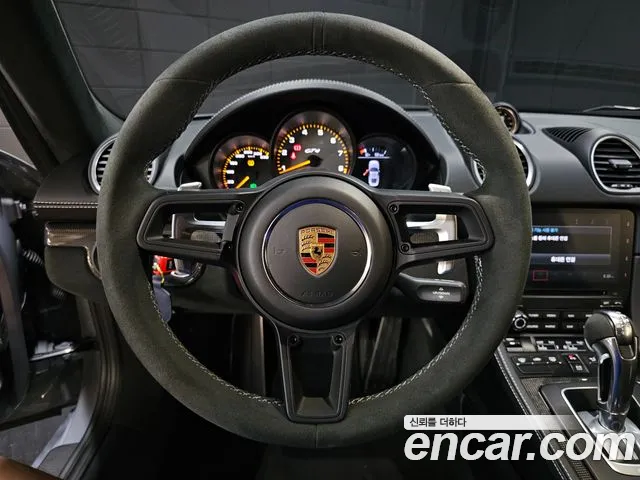 Porsche 718 — Фото автомобиля 13