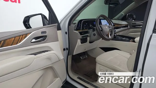 Cadillac Escalade Escalade 5 поколение — Фото автомобиля 11