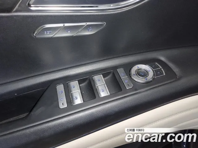 Genesis GV80 — Фото автомобиля 15