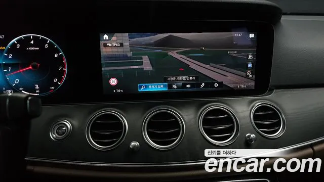 Mercedes-Benz E-Class W213 — Фото автомобиля 23