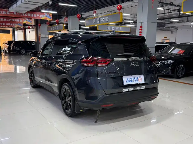 Chevrolet Orlando — Фото автомобиля 10