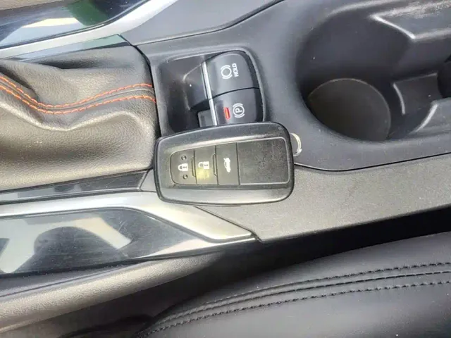 Toyota Corolla — Фото автомобиля 8