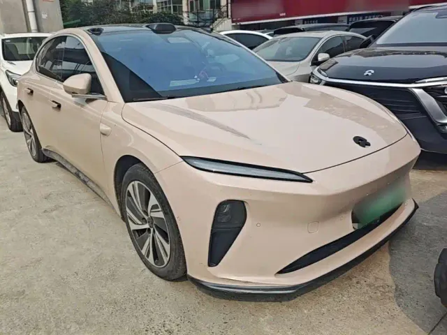 Nio ET5 — Фото автомобиля 3