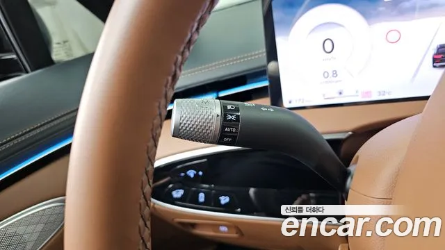 Genesis GV70 2.5T Бензин AWD — Фото автомобиля 29