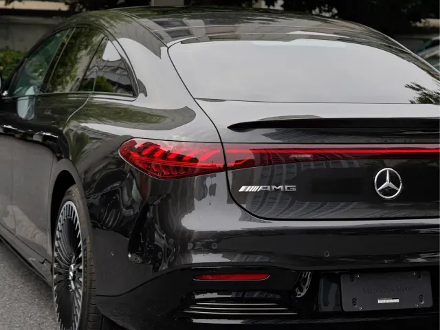 Mercedes-Benz EQS AMG — Фото автомобиля 6