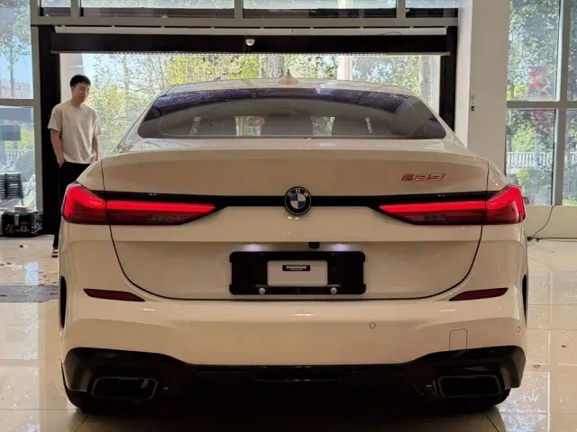 BMW 2 Series — Фото автомобиля 8