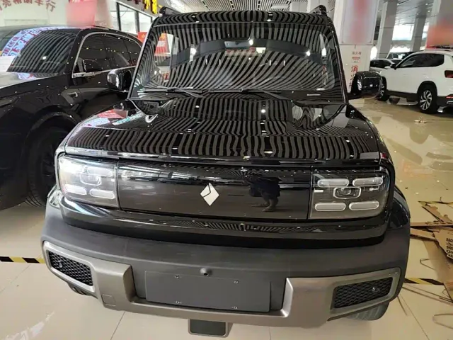 Baojun Yep — Фото автомобиля 2