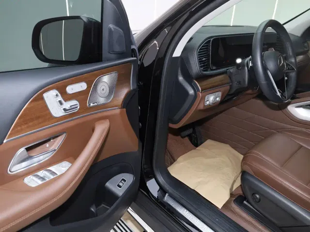Mercedes-Benz GLE-Class — Фото автомобиля 9