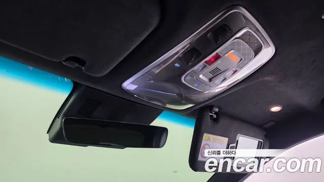 Genesis GV70 — Фото автомобиля 24