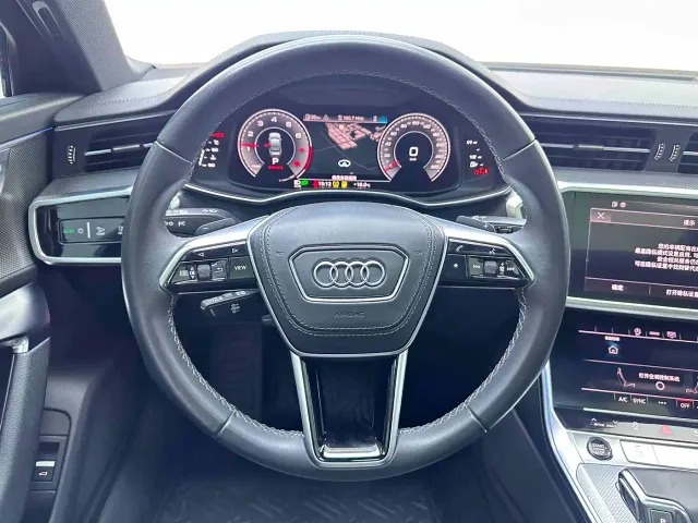 Audi A6L — Фото автомобиля 12